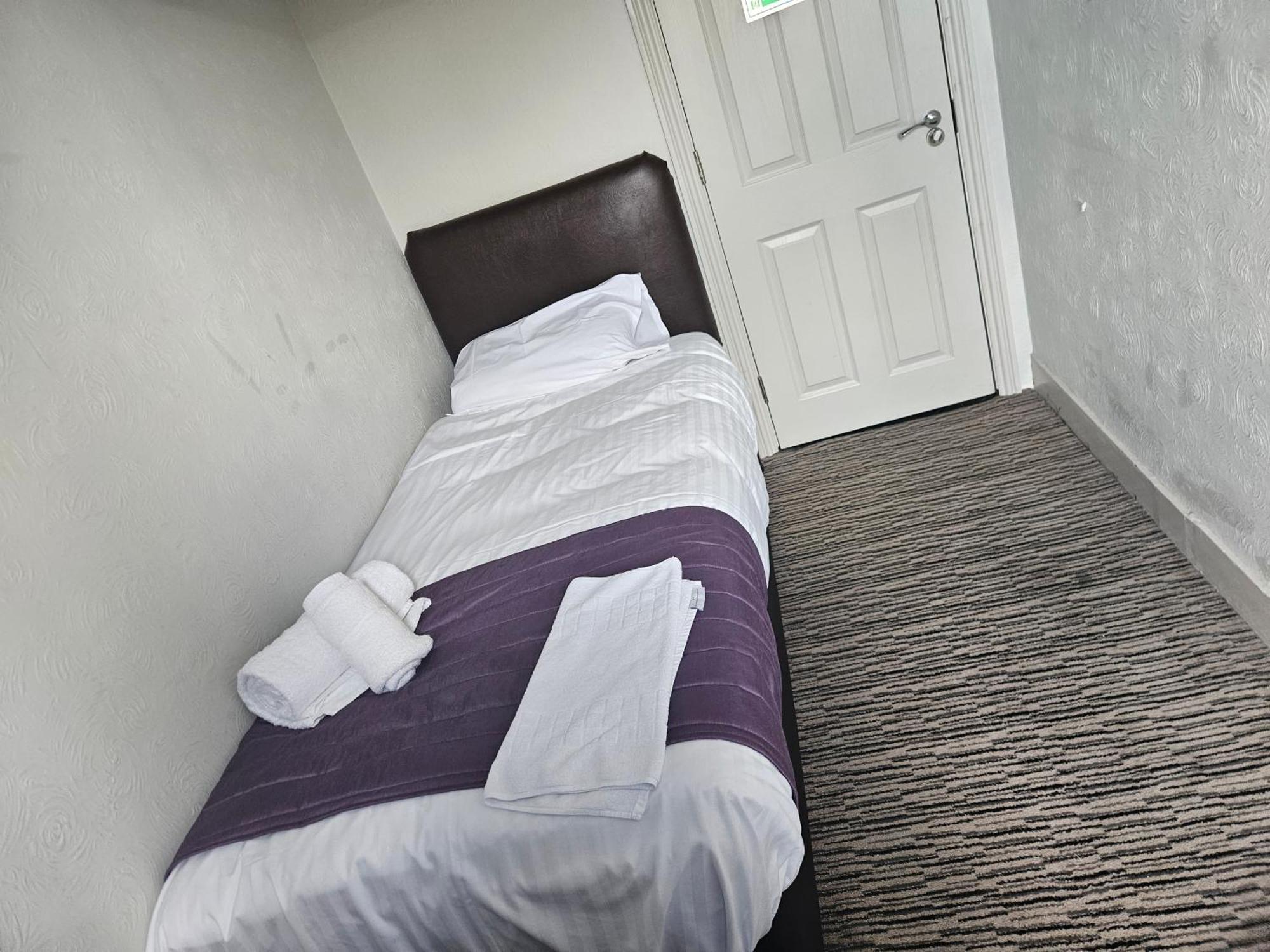 Fryatt Hotel & Bar Parkeston Экстерьер фото